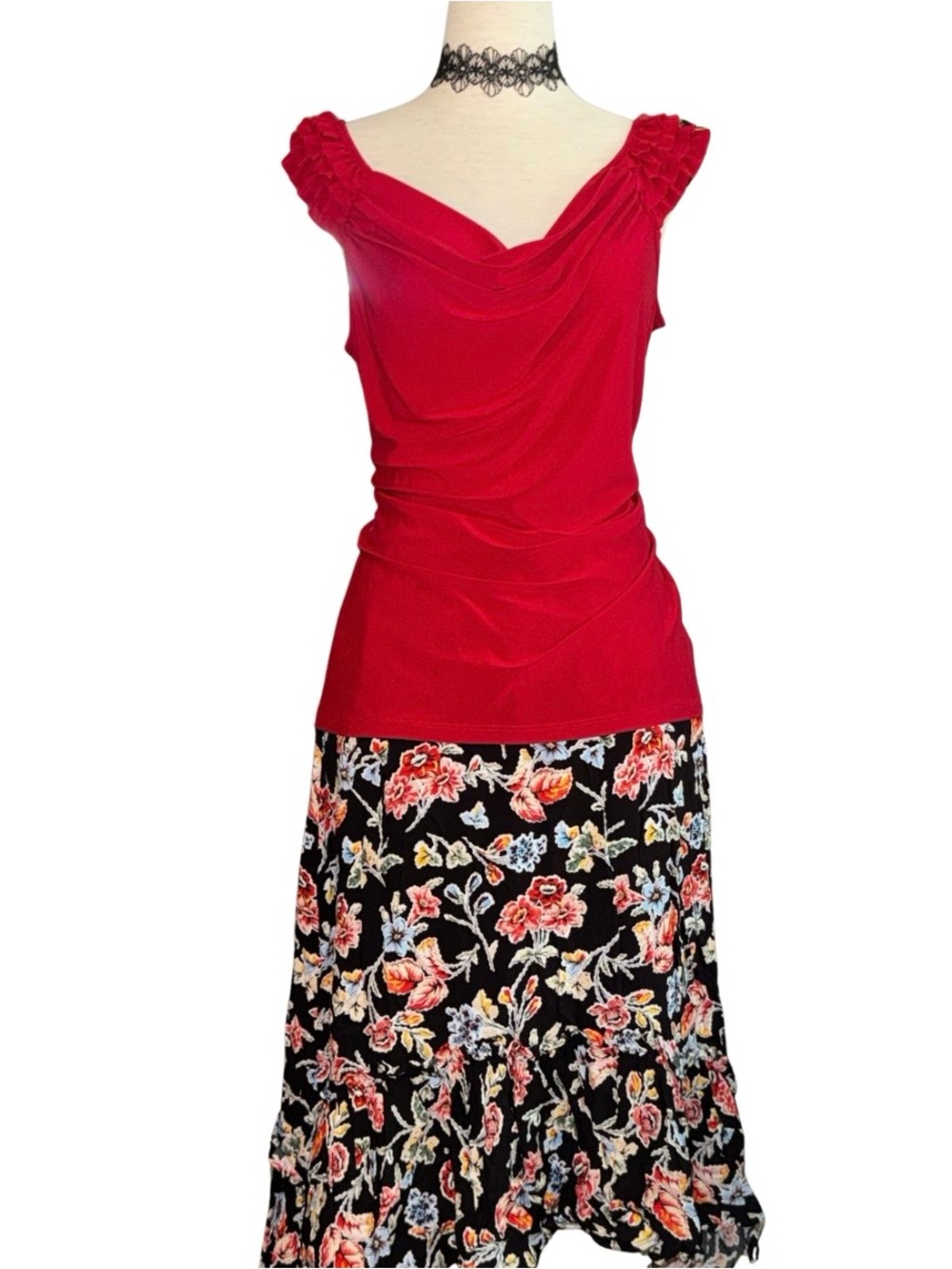 Red‎ Cowl Neck Ruffle Top 2000s Party Fit